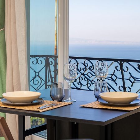 شقة La Casa Del Golfo فيكو إيكوينس المظهر الخارجي الصورة