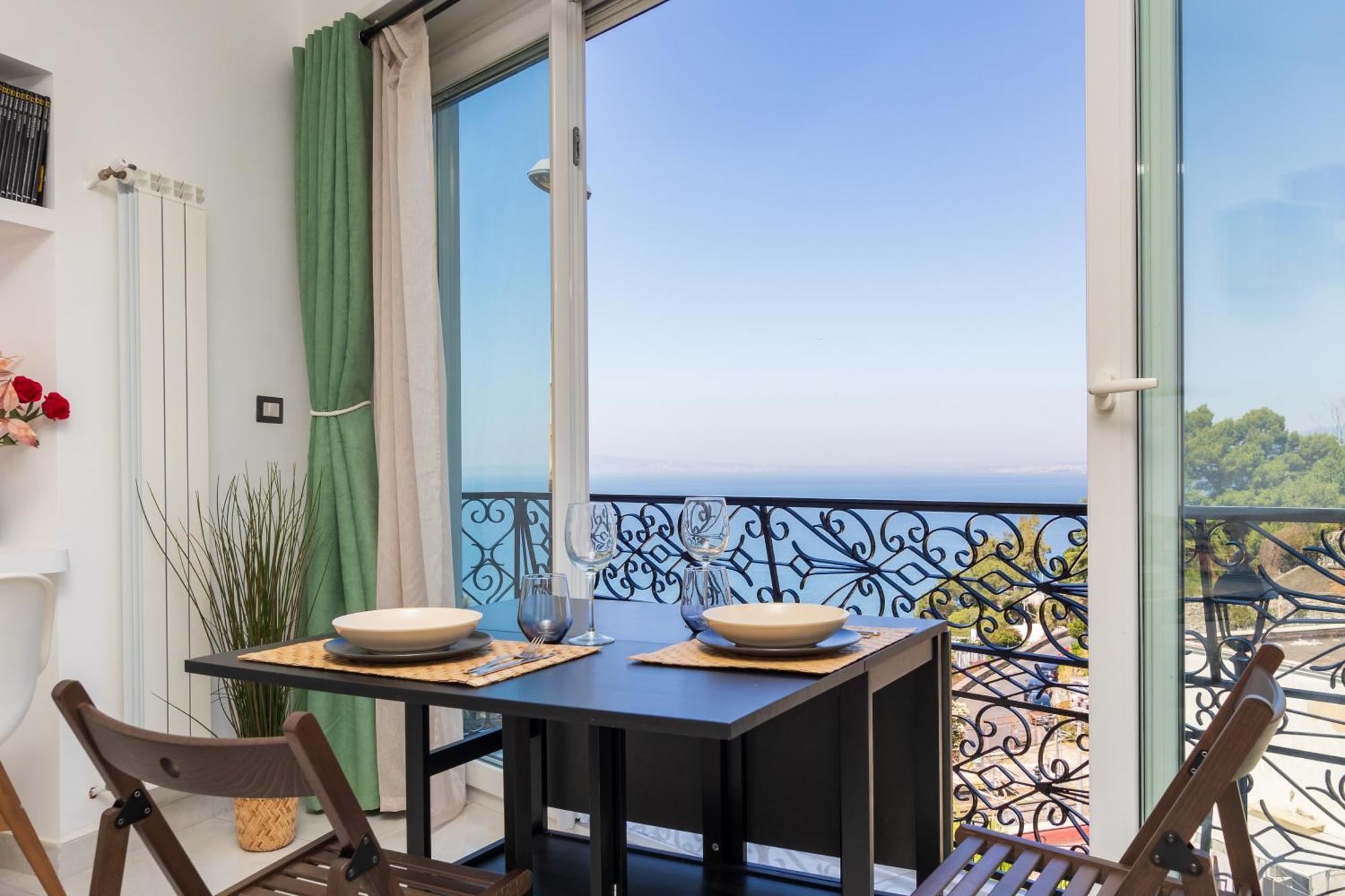 شقة La Casa Del Golfo فيكو إيكوينس المظهر الخارجي الصورة