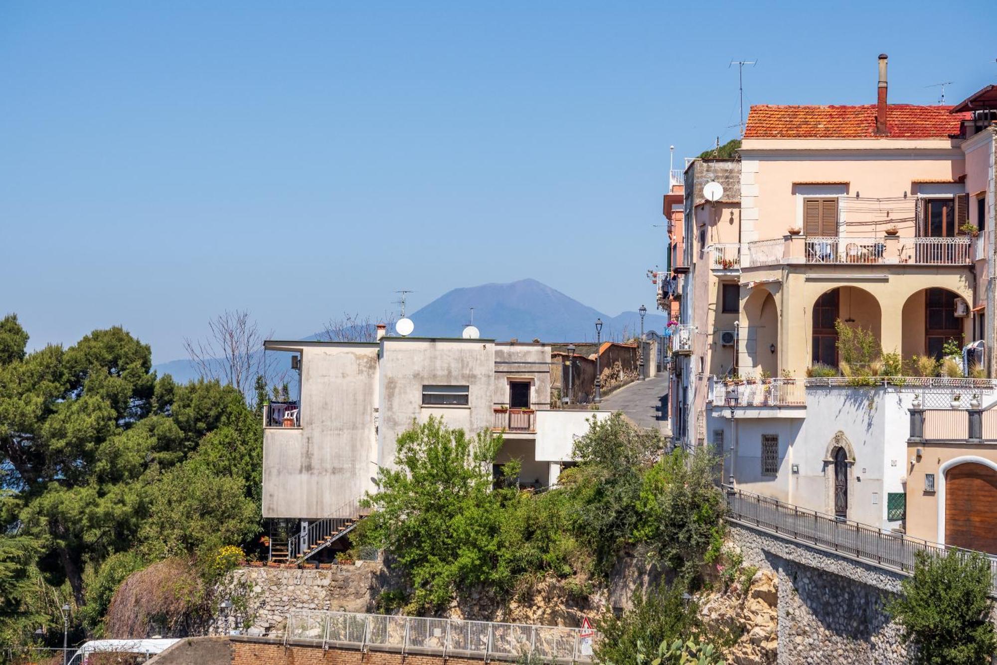 شقة La Casa Del Golfo فيكو إيكوينس المظهر الخارجي الصورة